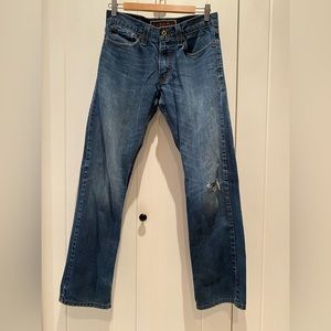 Levi’s Slim Straight 514 jeans